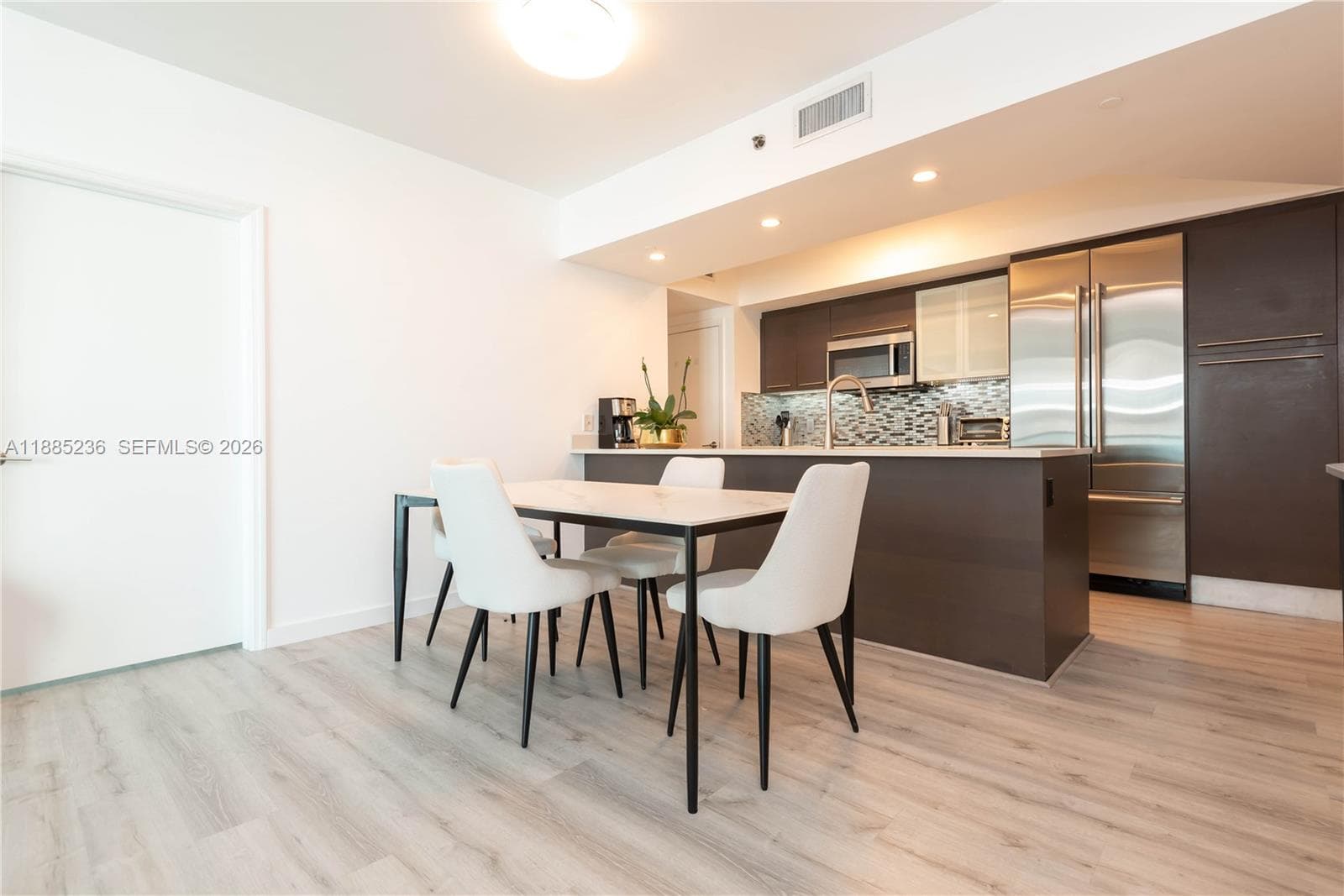 55 SE 6th St # 3403, Miami FL 33131