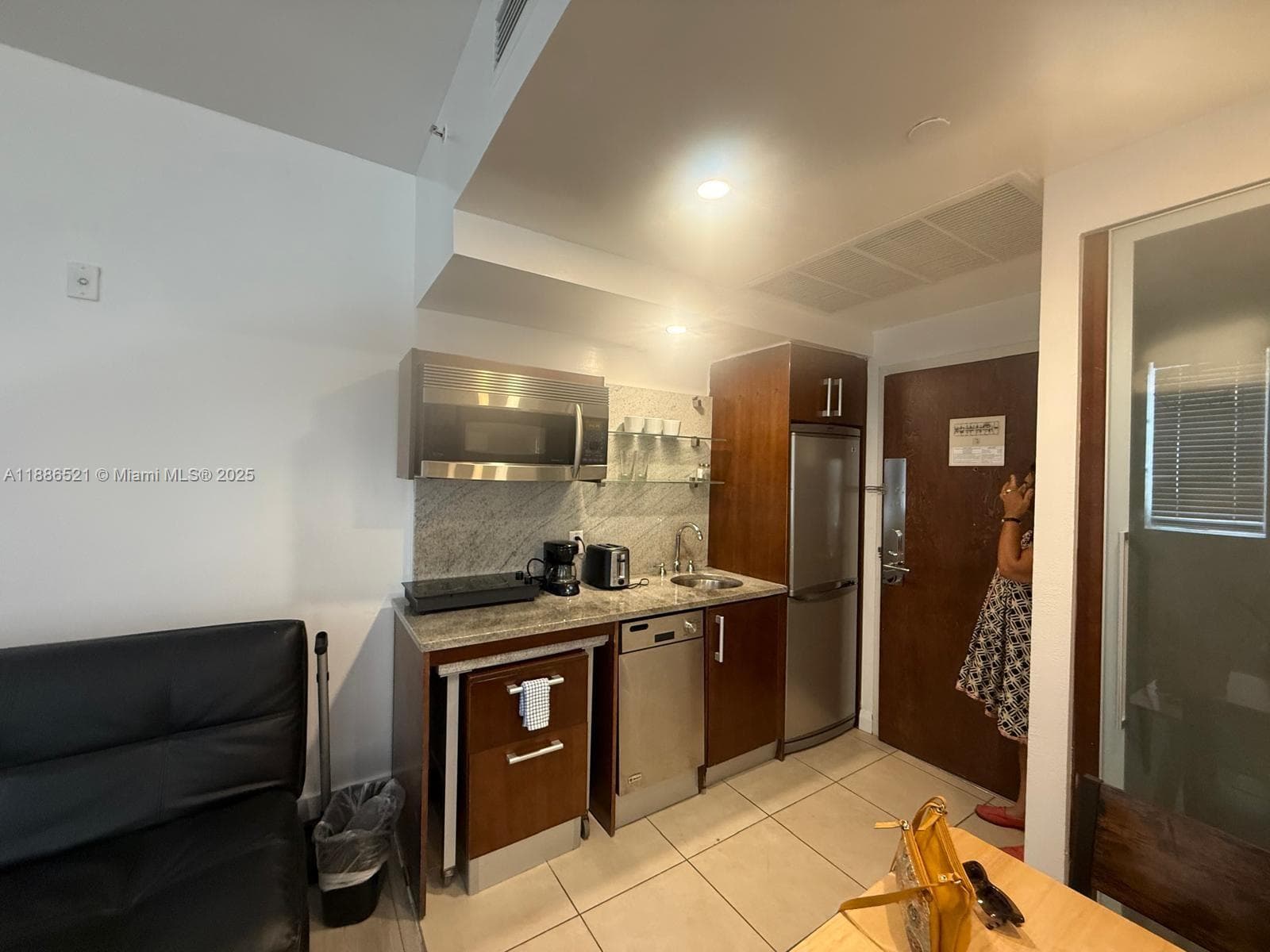 1036 Ocean Dr # B309, Miami Beach FL 33139