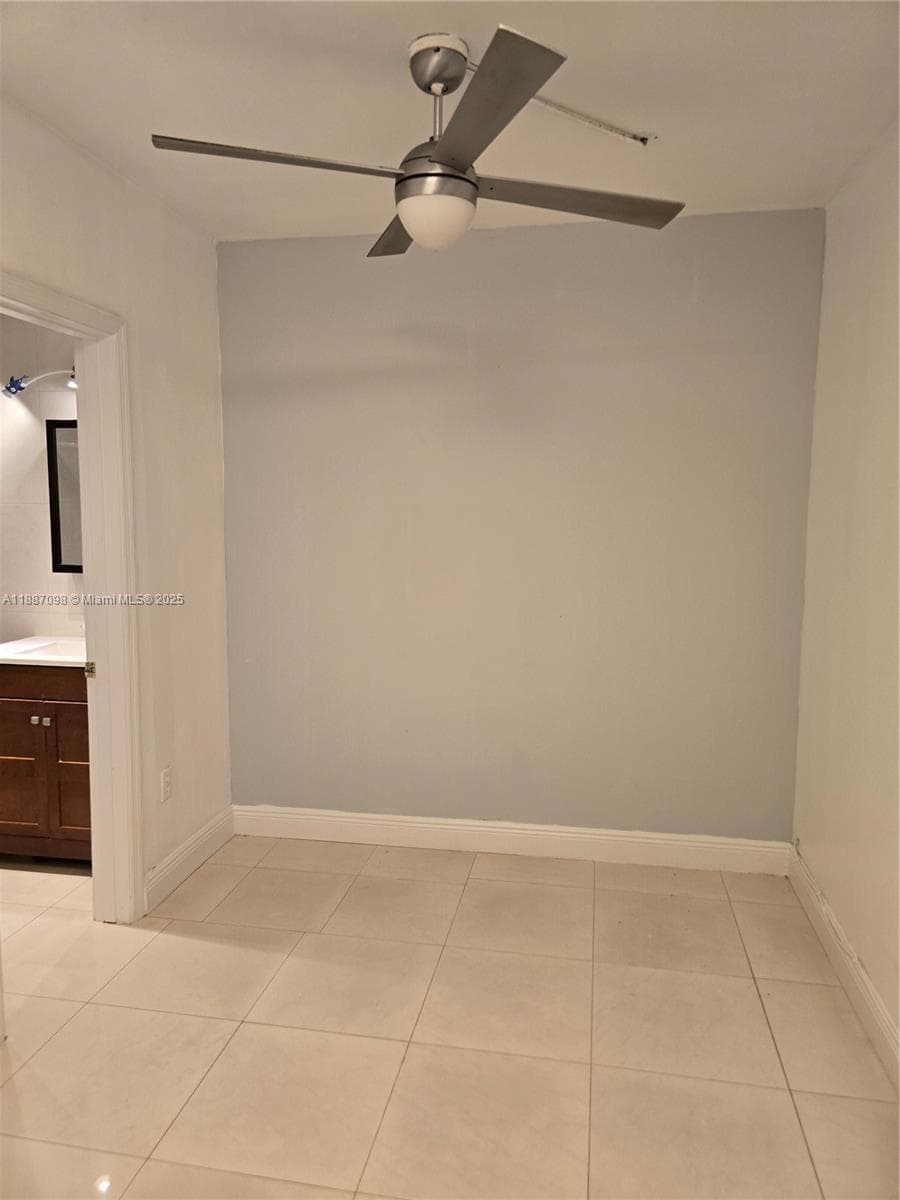 835 Meridian Ave # 4, Miami Beach FL 33139