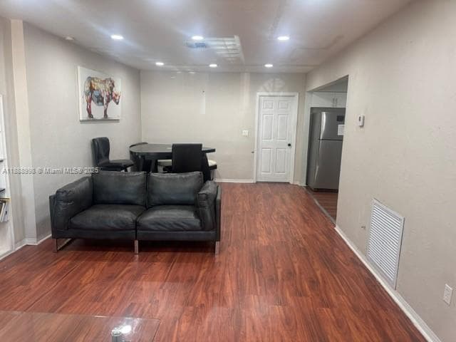 740 NW 42nd St, Miami FL 33127