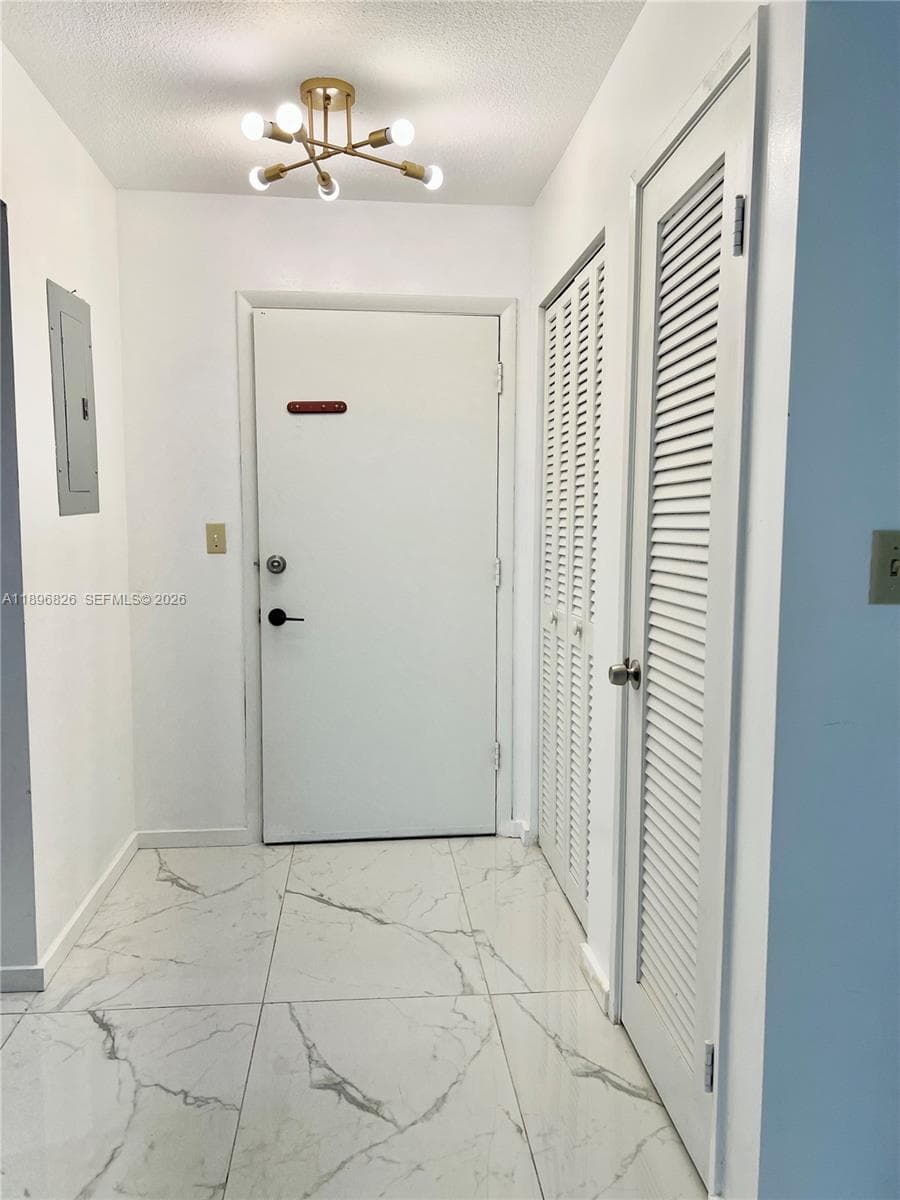 1710 NE 191st St # 3, Miami FL 33179