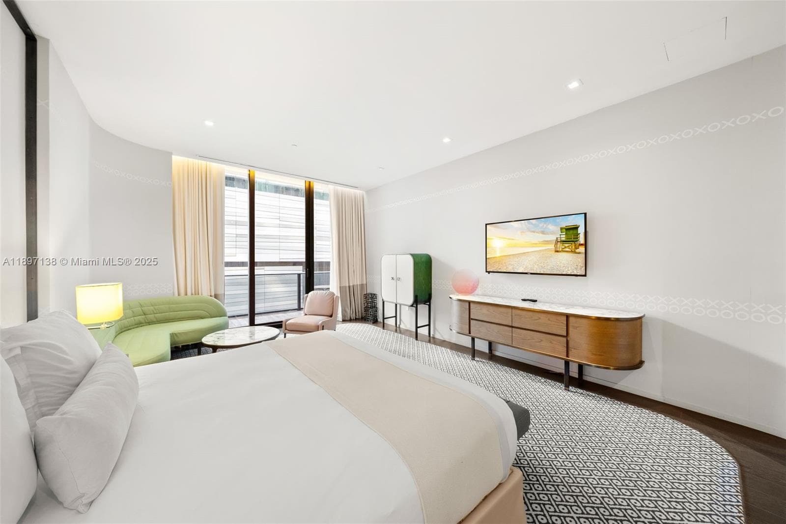 801 S Miami Ave # 402, Miami FL 33130