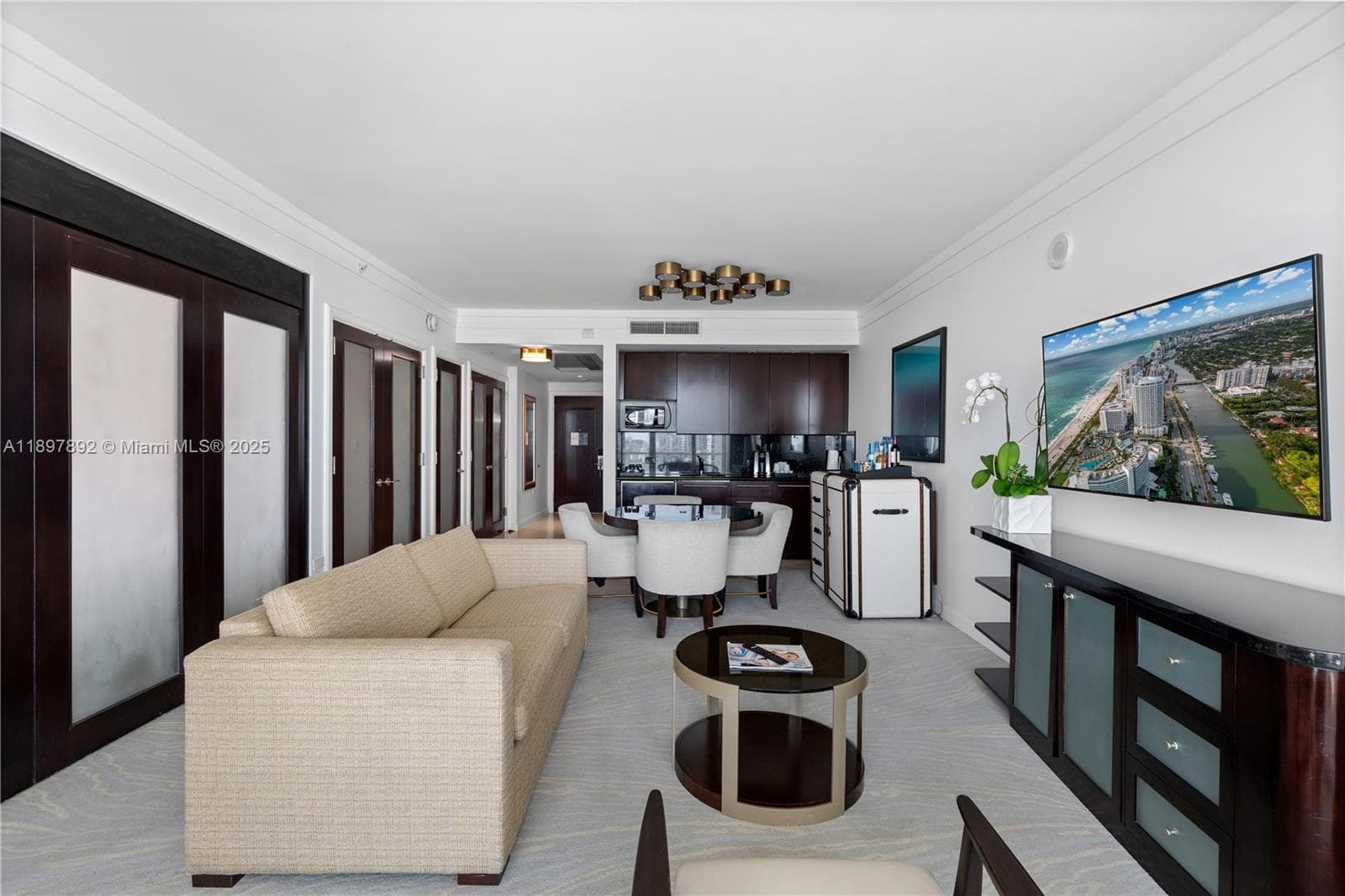 4391 Collins Ave # 1619, Miami Beach FL 33140