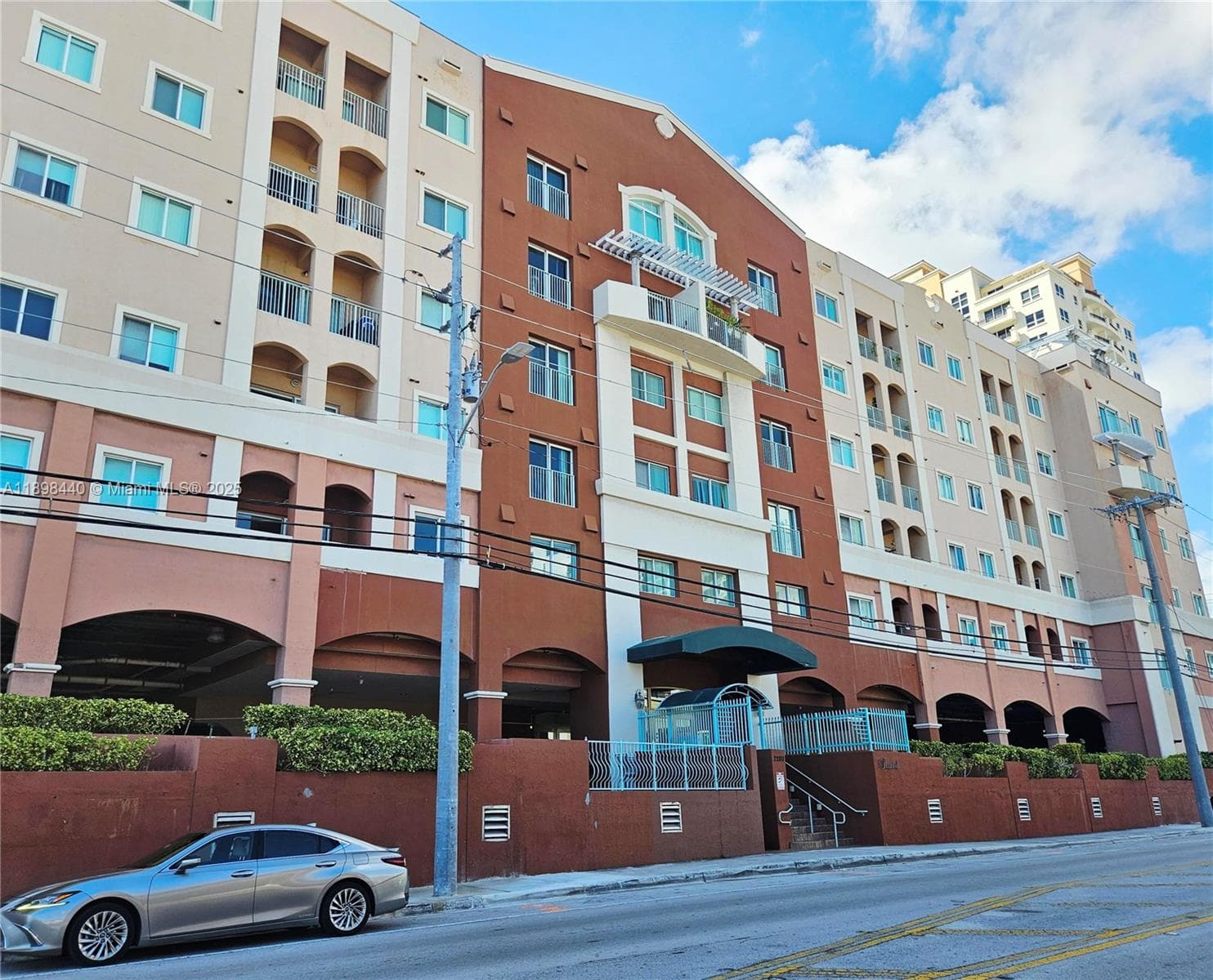 2280 SW 32nd Ave # 511, Miami FL 33145