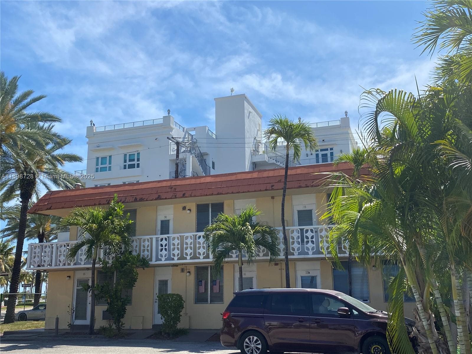 441 Collins Ave # 27, Miami Beach FL 33139