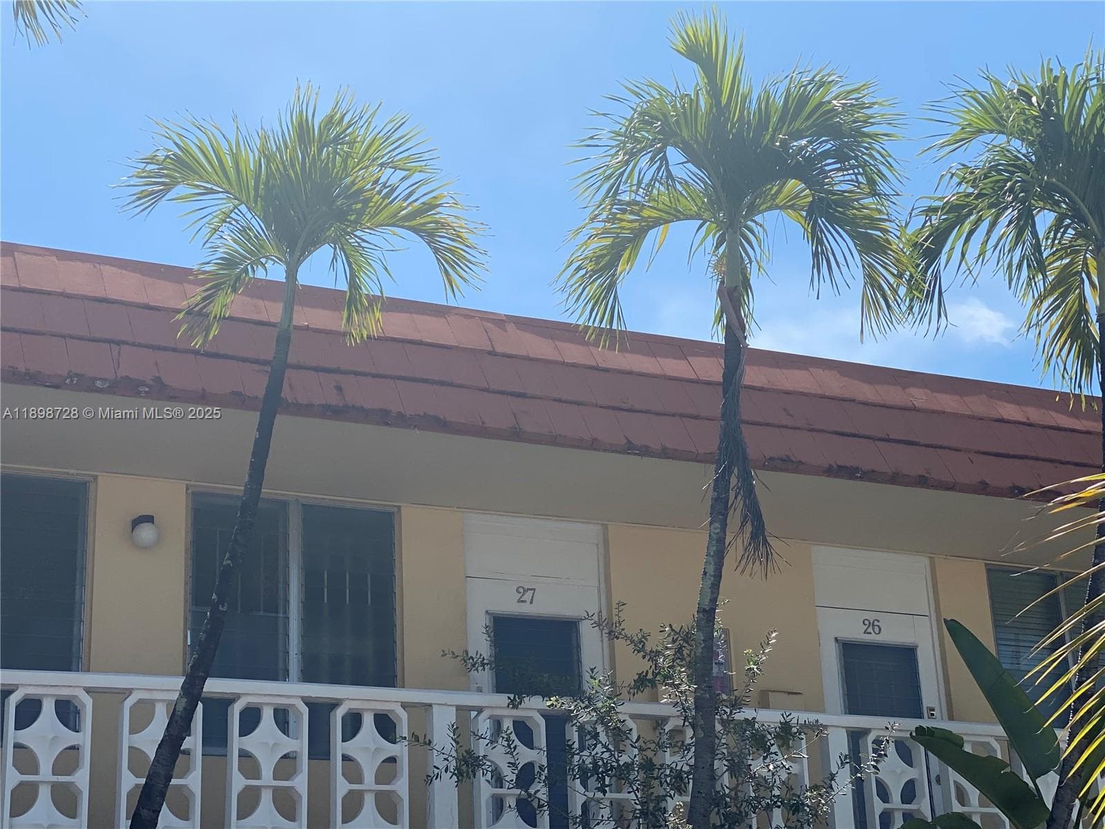 441 Collins Ave # 27, Miami Beach FL 33139