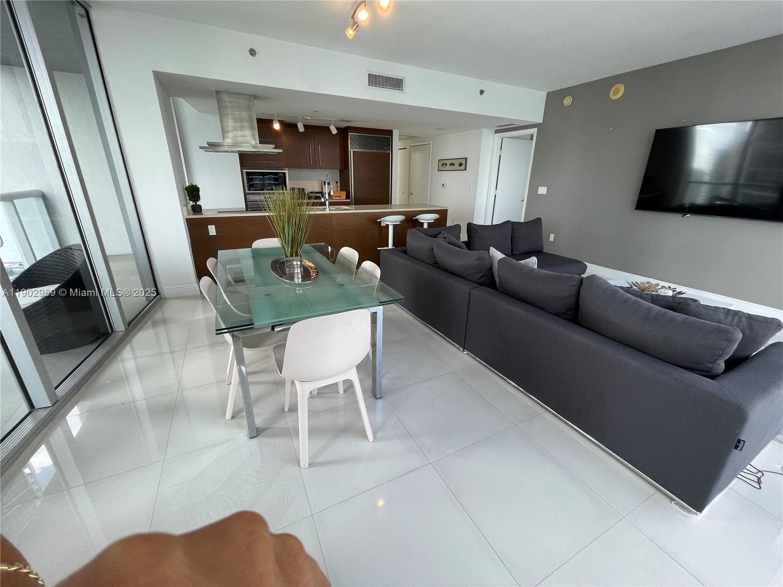 485 Brickell Ave # 2602, Miami FL 33131