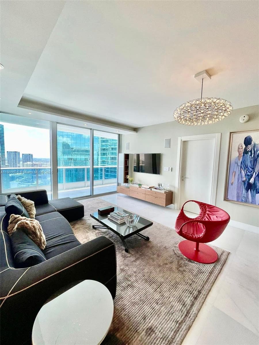 200 BISCAYNE BOULEVARD WAY # 4310, Miami FL 33131