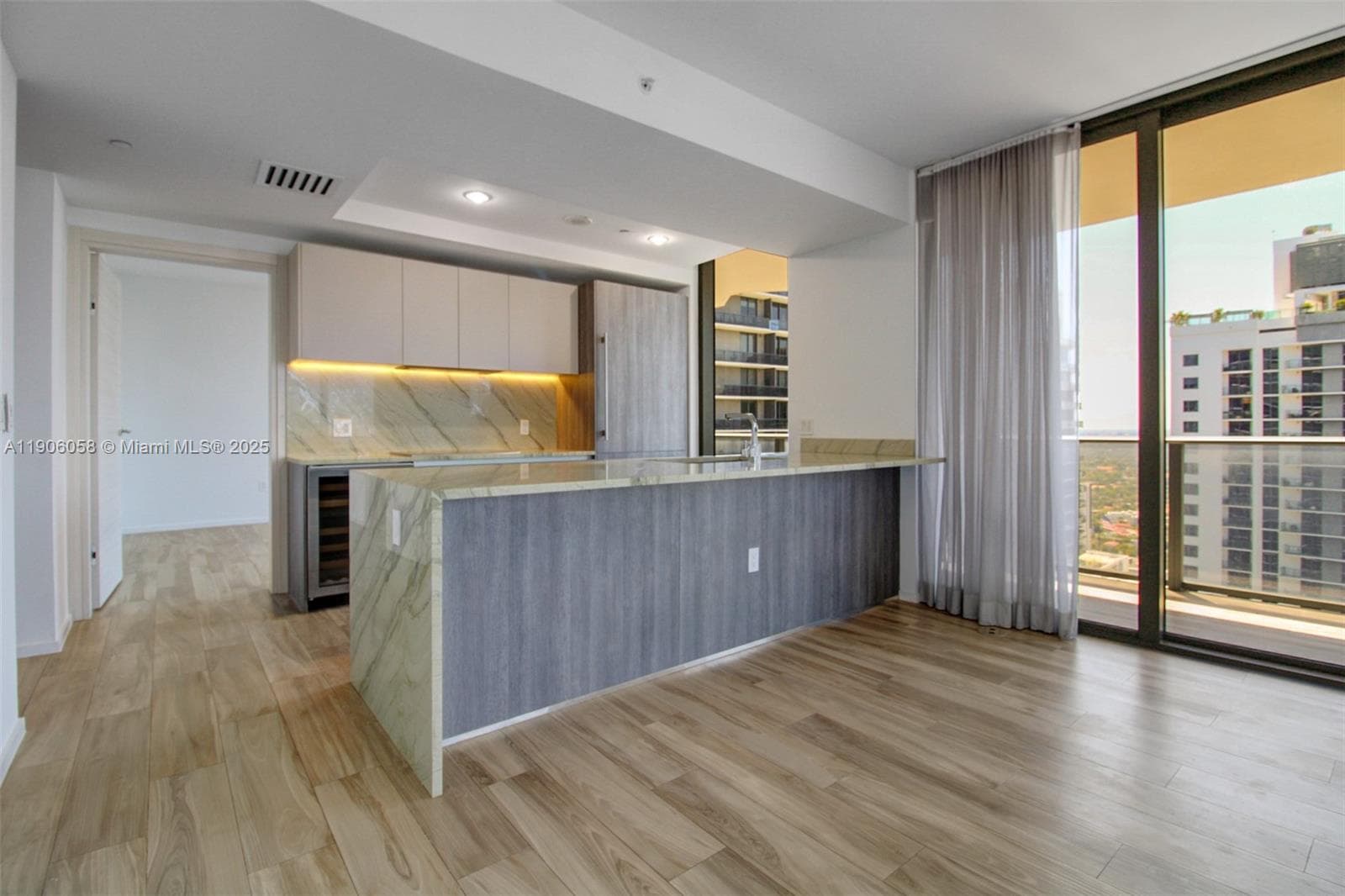 801 S Miami Ave # 4309, Miami FL 33130