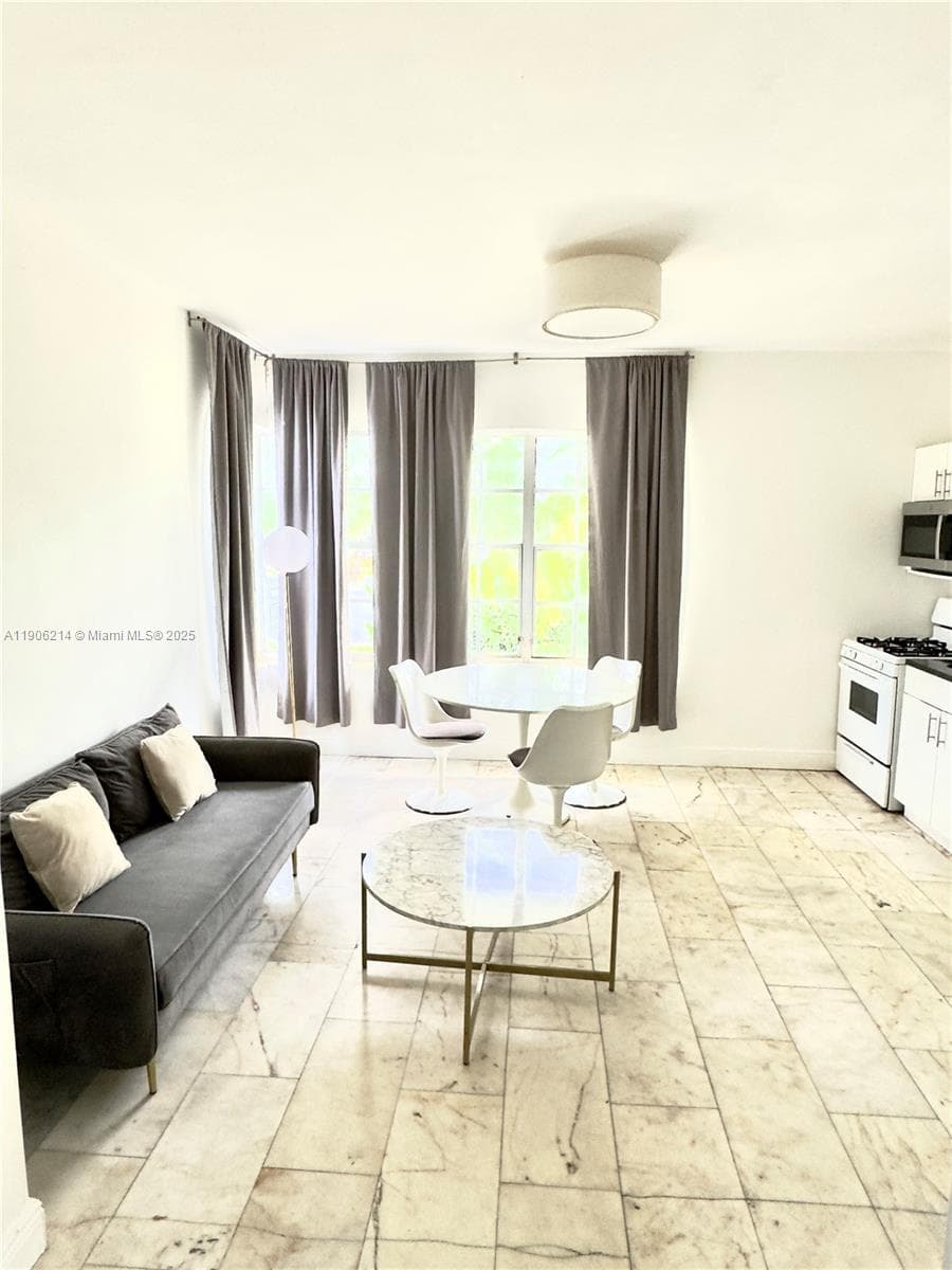 1526 Pennsylvania Ave # 2, Miami Beach FL 33139