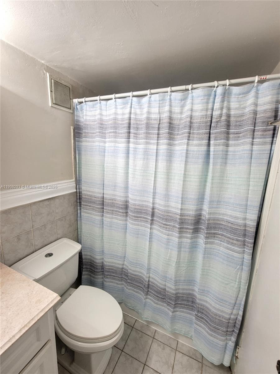 441 Collins Ave # 12A, Miami Beach FL 33139