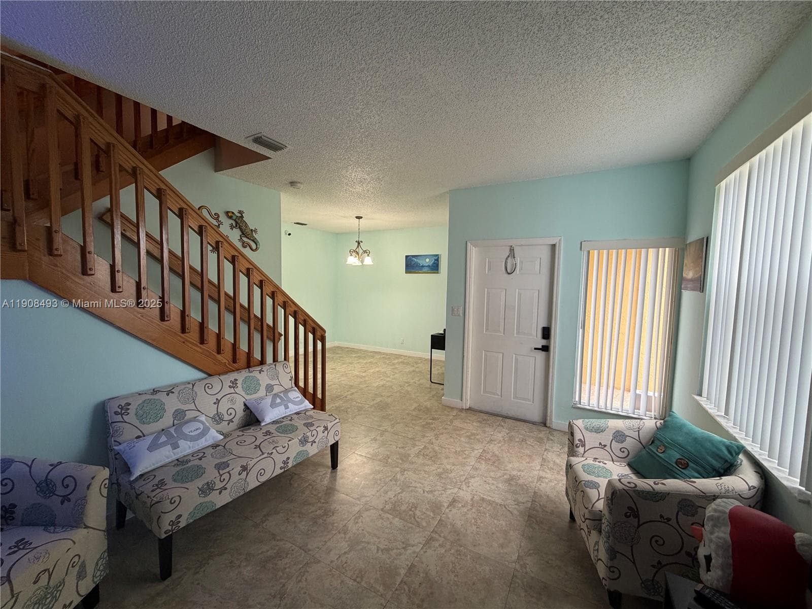 810 NE 212th Ter # 2, Miami FL 33179