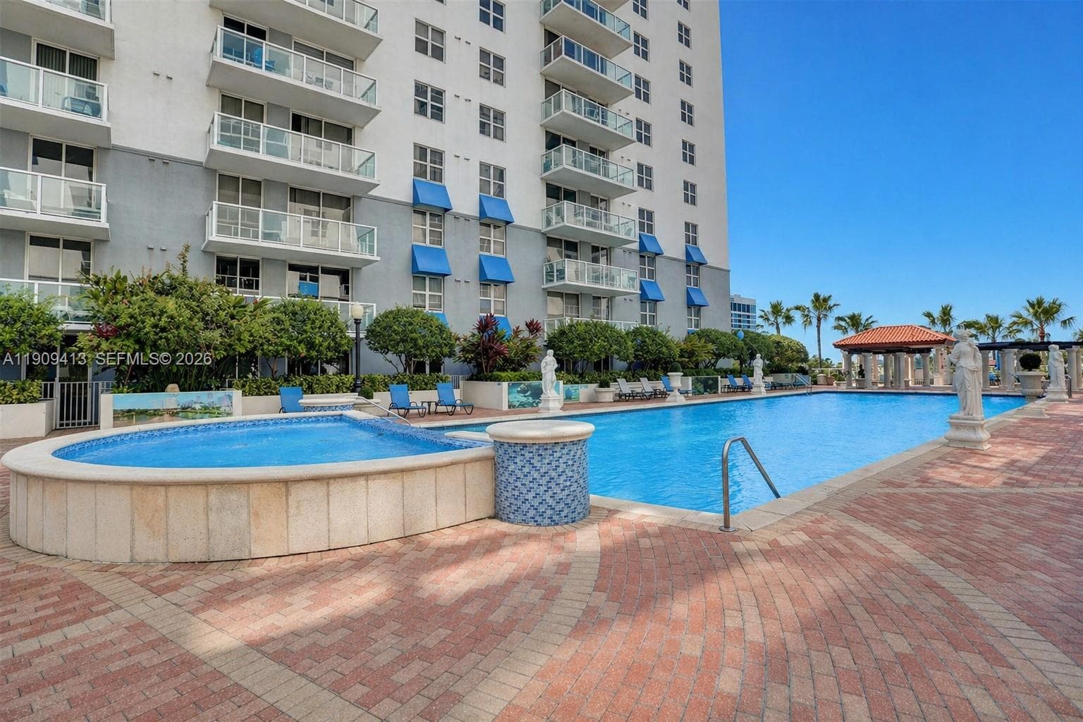 5077 NW 7th St # 1217, Miami FL 33126