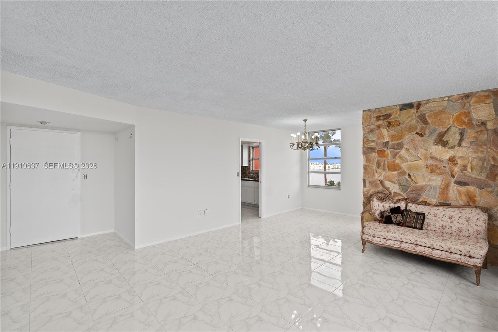 1351 NE Miami Gardens Dr # 406E, Miami FL 33179
