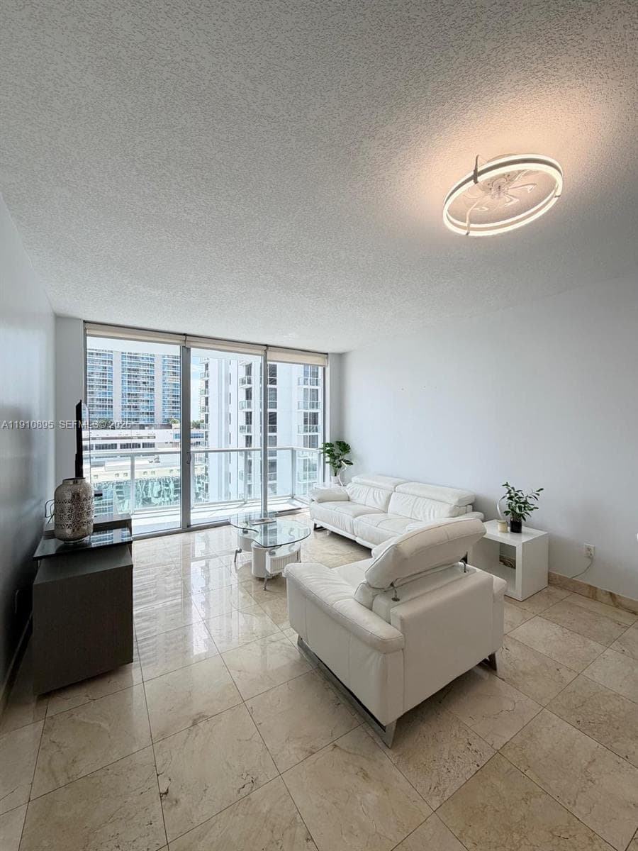 1050 Brickell Ave # 1904, Miami FL 33131