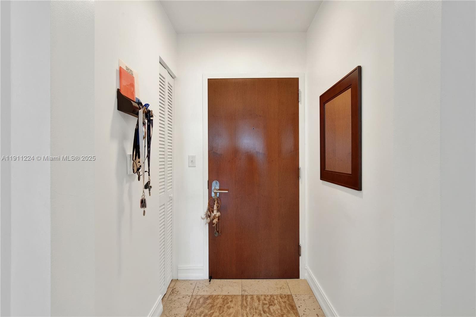 31 SE 5th St # 2910, Miami FL 33131