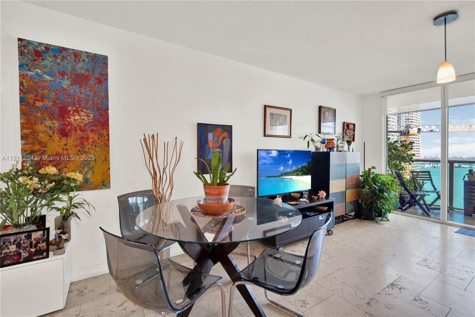 31 SE 5th St # 2910, Miami FL 33131