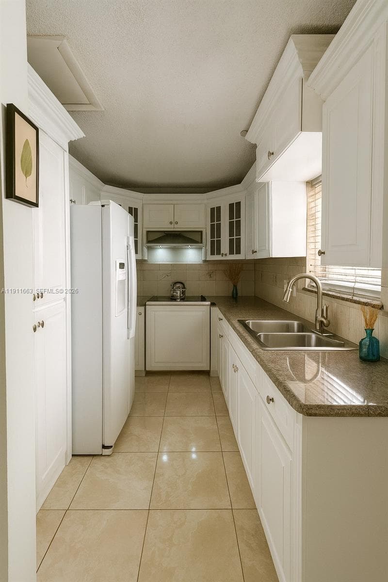 1101 SW 17 AVE, Miami FL 33135
