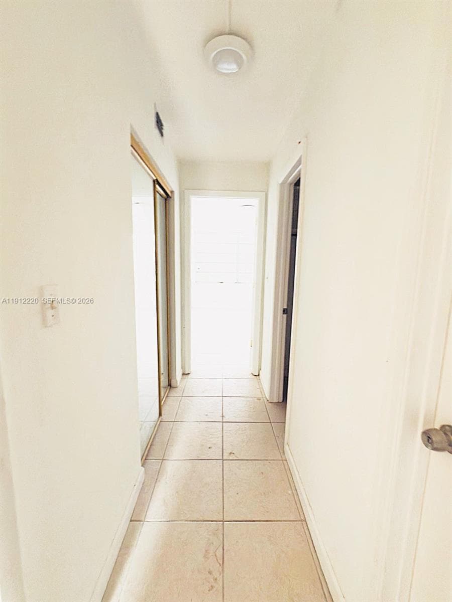 1301 NE 191st St # F110, Miami FL 33179