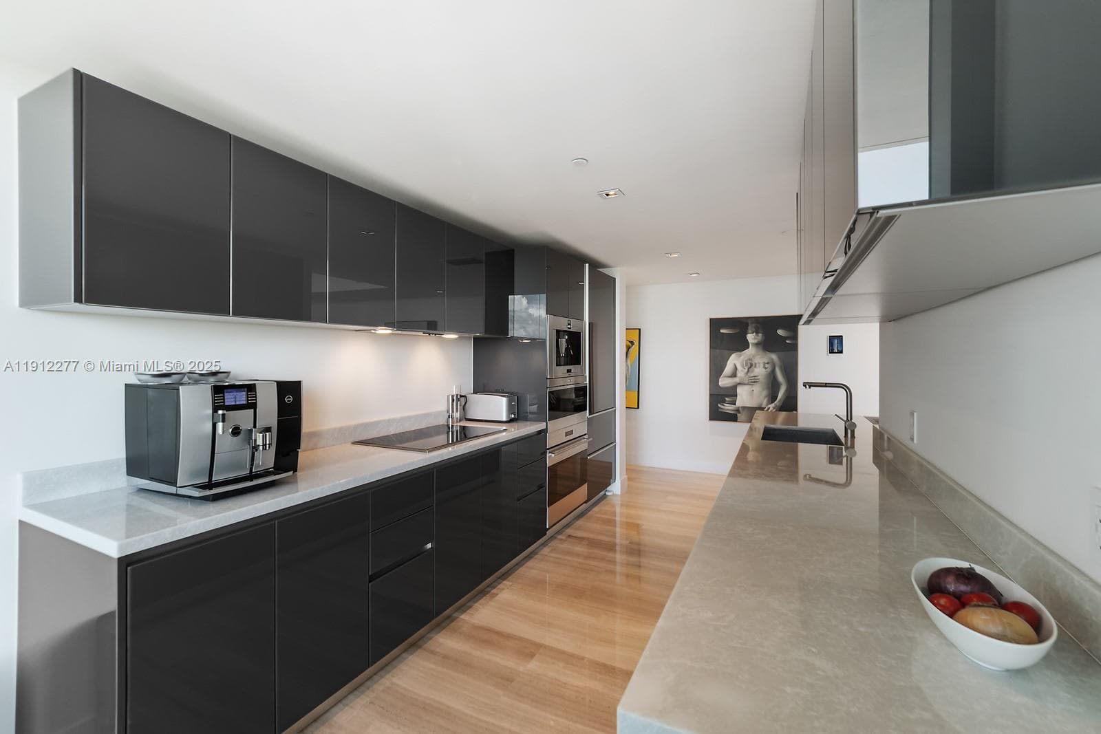 1451 Brickell Ave # 2405, Miami FL 33131