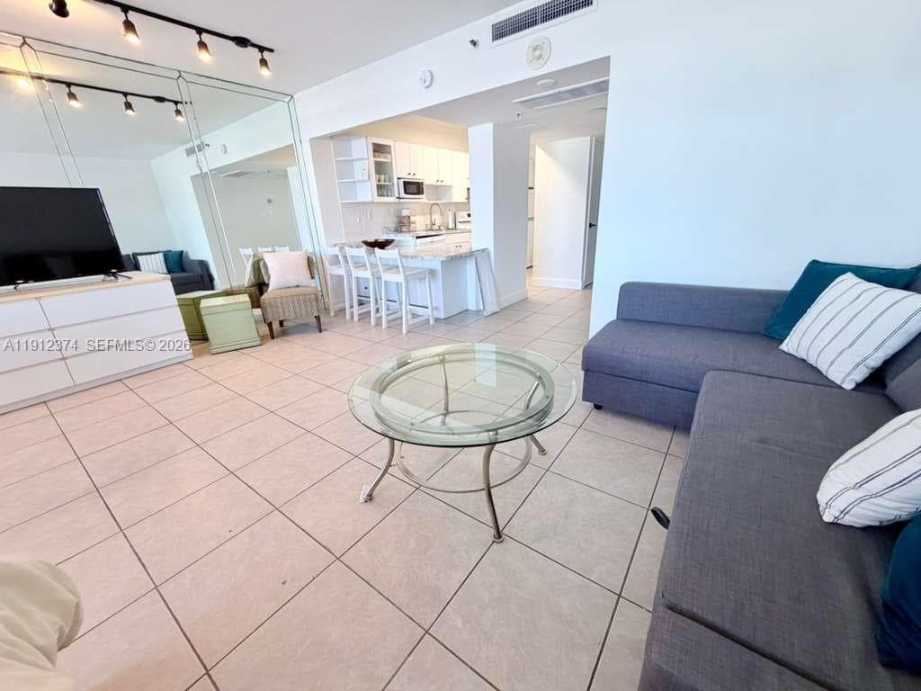 100 Lincoln Rd # 1220, Miami Beach FL 33139
