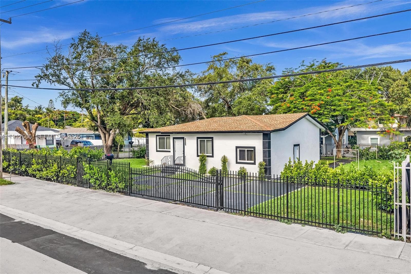 5850 NE 3rd Ave, Miami FL 33137