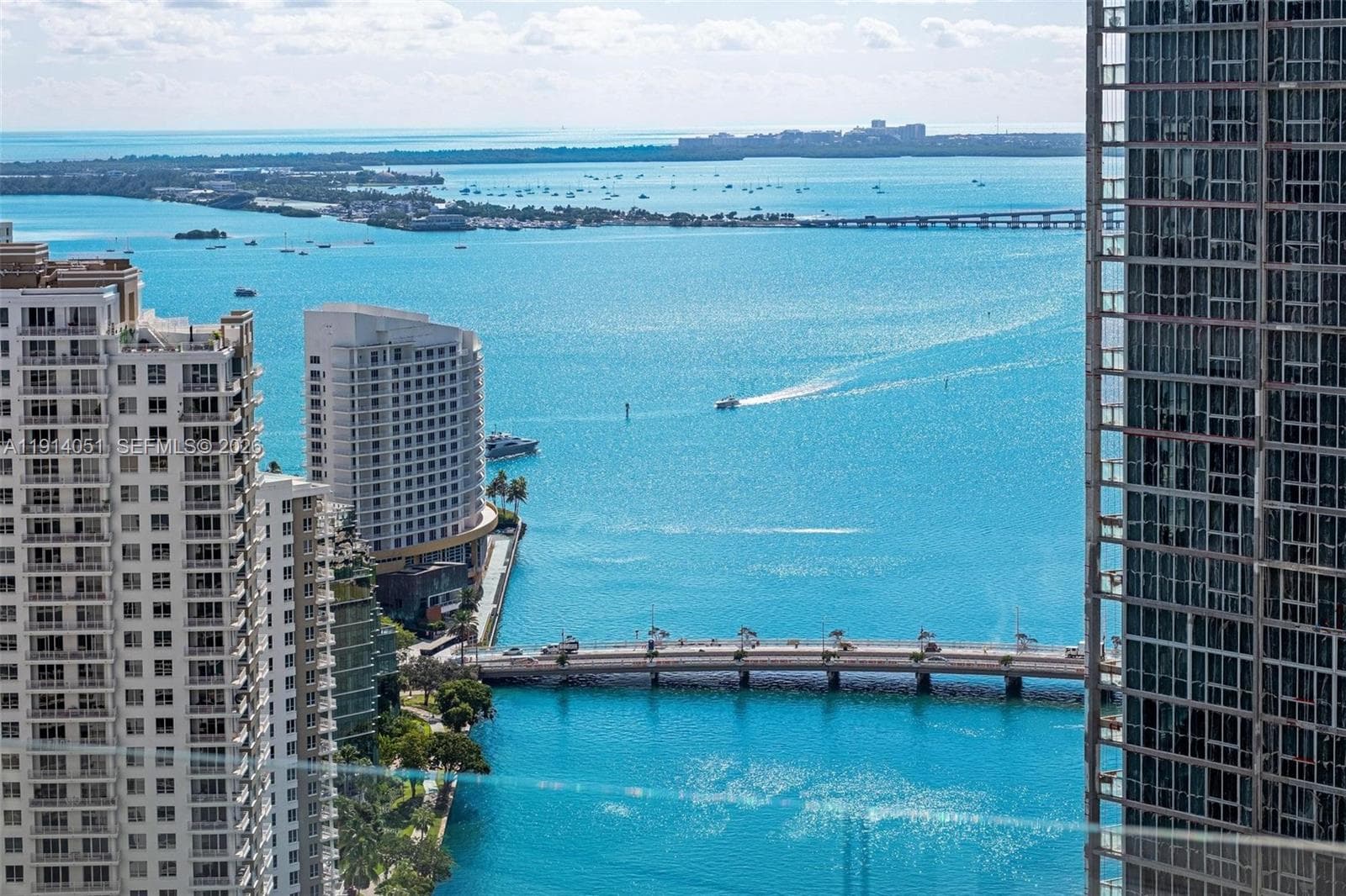 300 Biscayne Boulevard Way # 3506W, Miami FL 33131