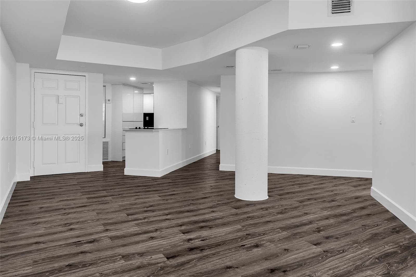 825 Brickell Bay Dr # 1942, Miami FL 33131