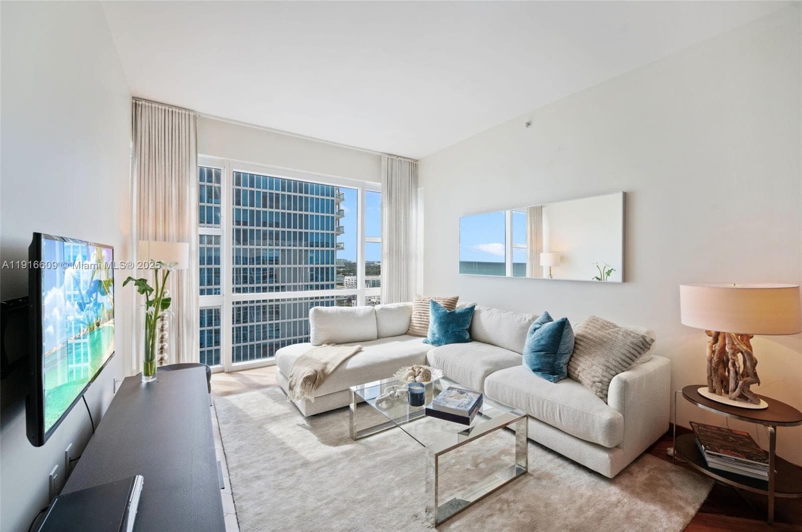 6801 Collins Ave, Miami Beach FL 33141