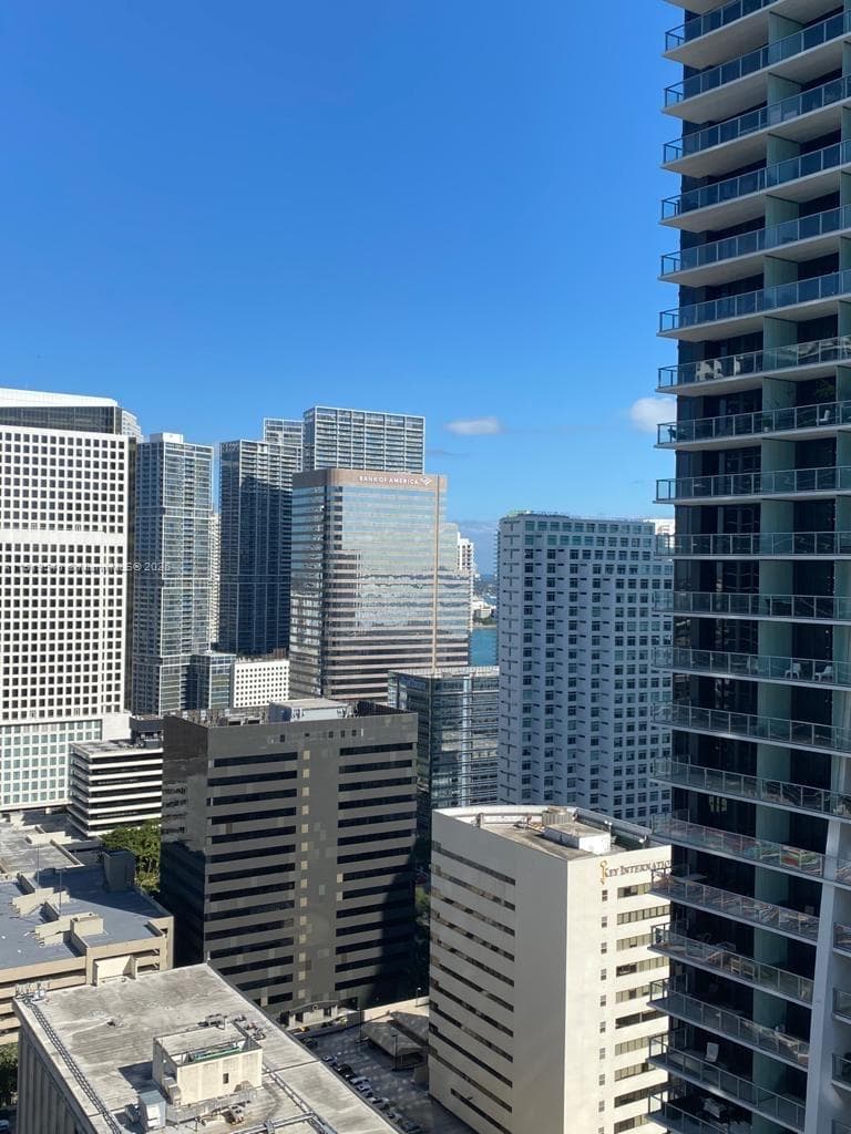 1000 Brickell Plz # 3207, Miami FL 33131