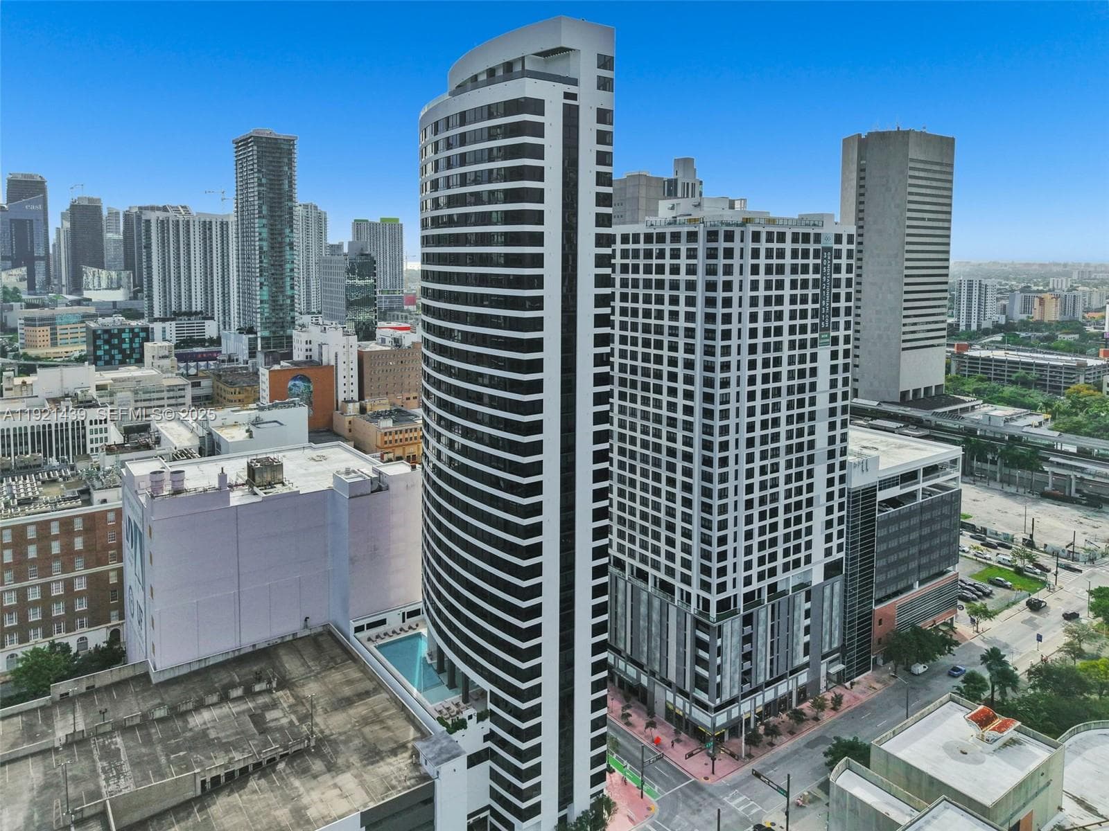 225 N Miami Avenue # 901, Miami FL 33128