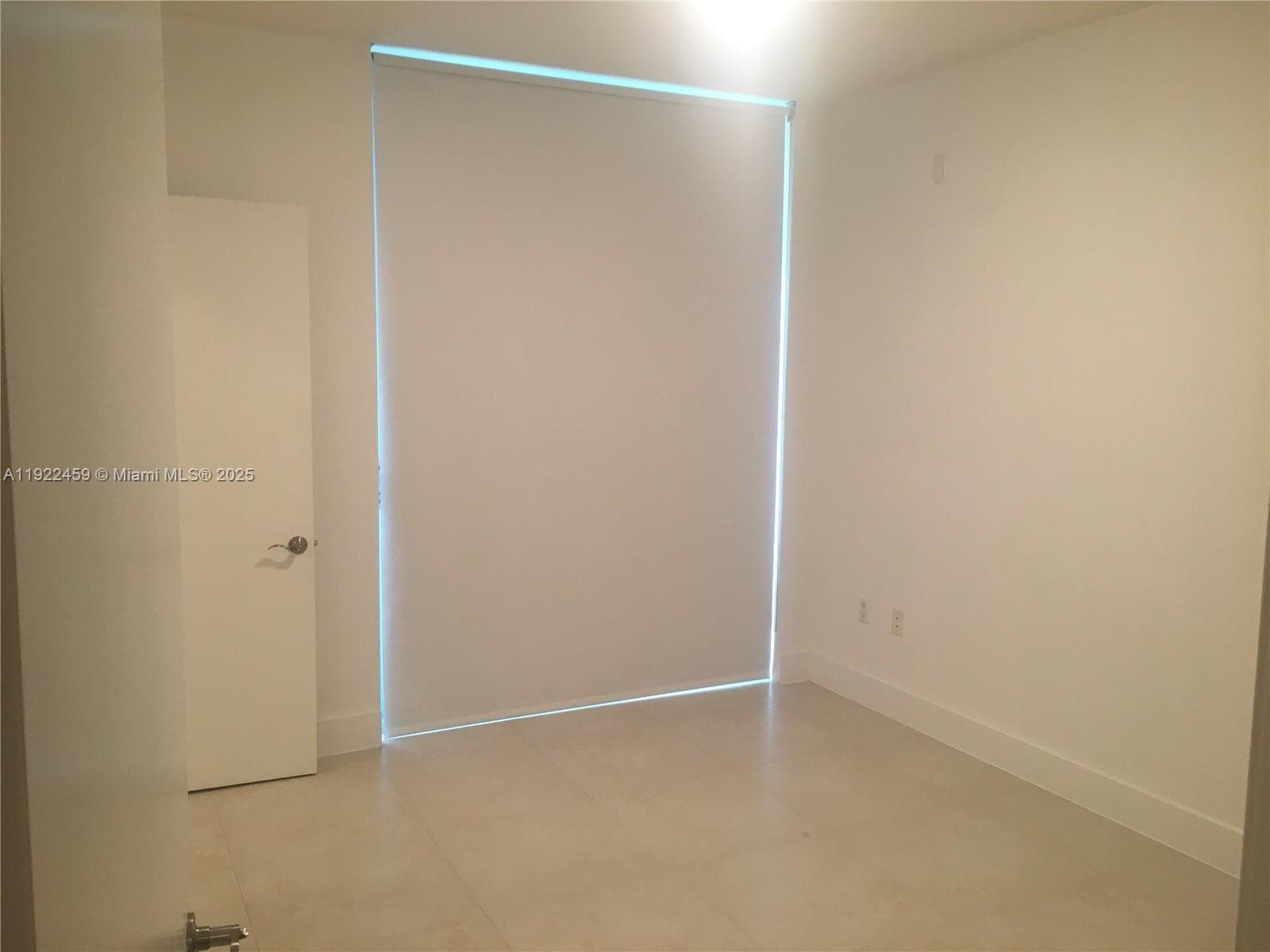 6000 Collins Ave # 521, Miami Beach FL 33140