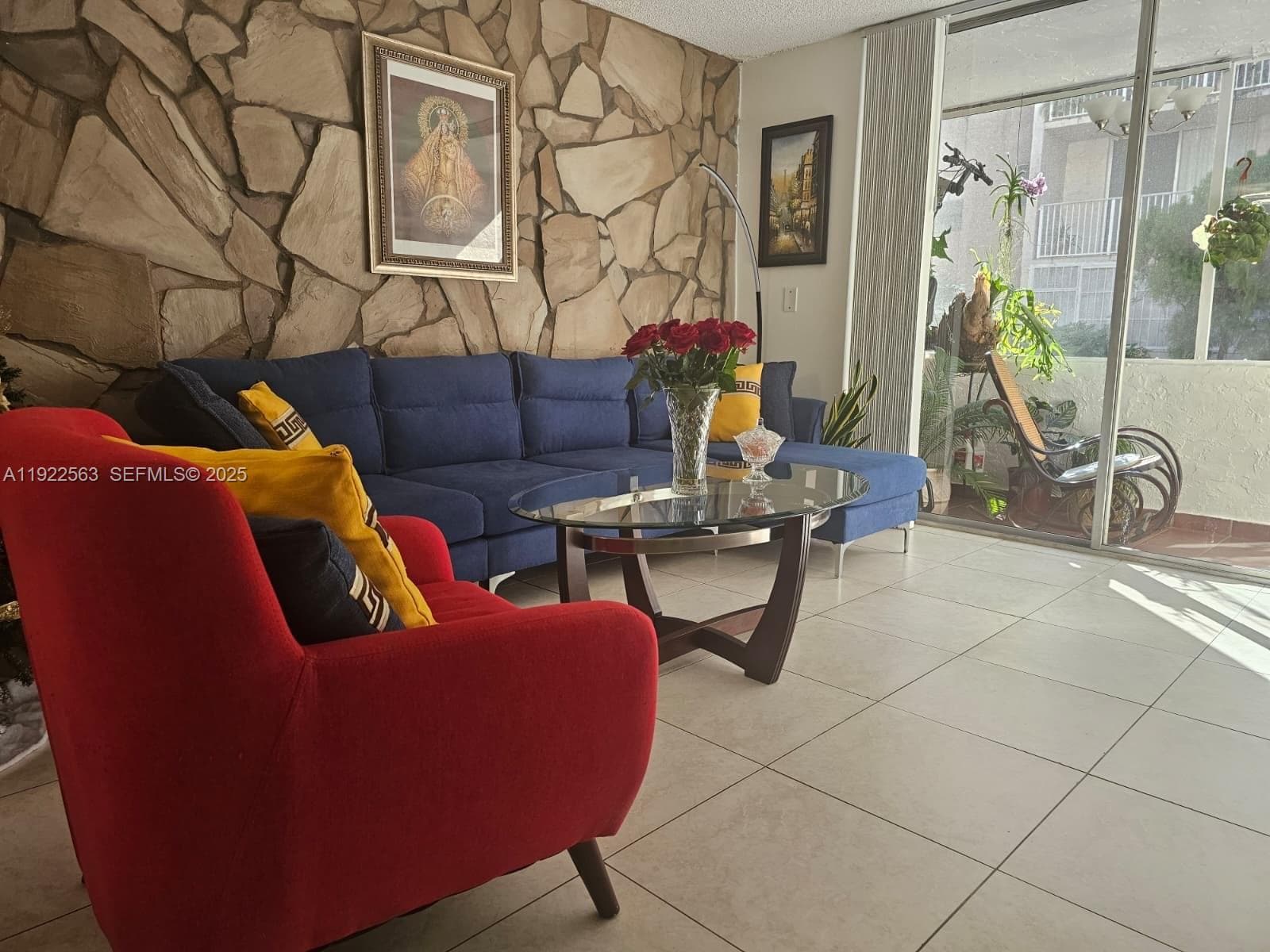 8411 NW 8th St # 111, Miami FL 33126