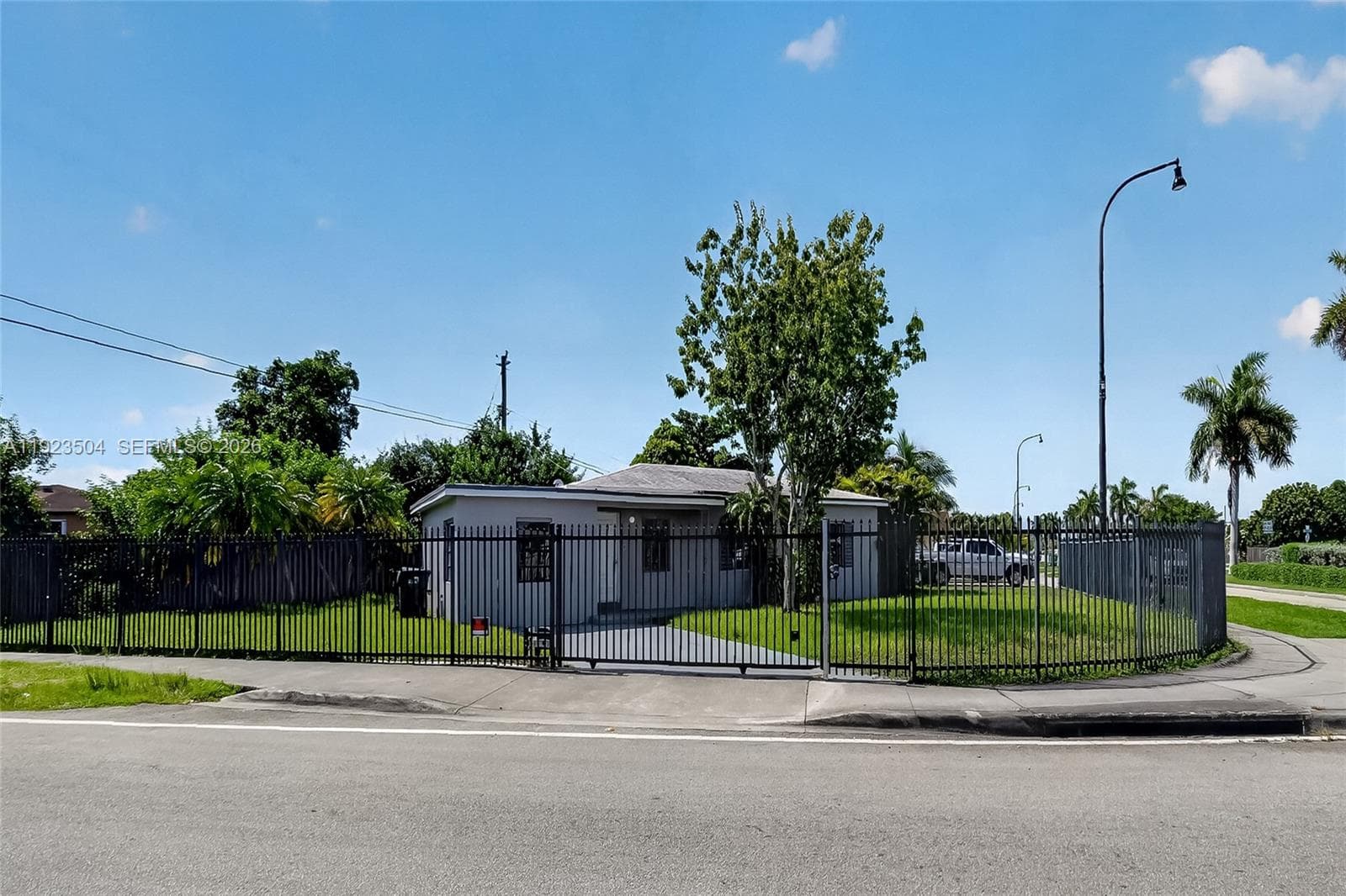 14801 Lincoln Blvd, Miami FL 33176