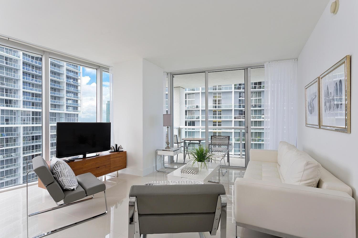 495 Brickell Avenue # 4010, Miami FL 33131