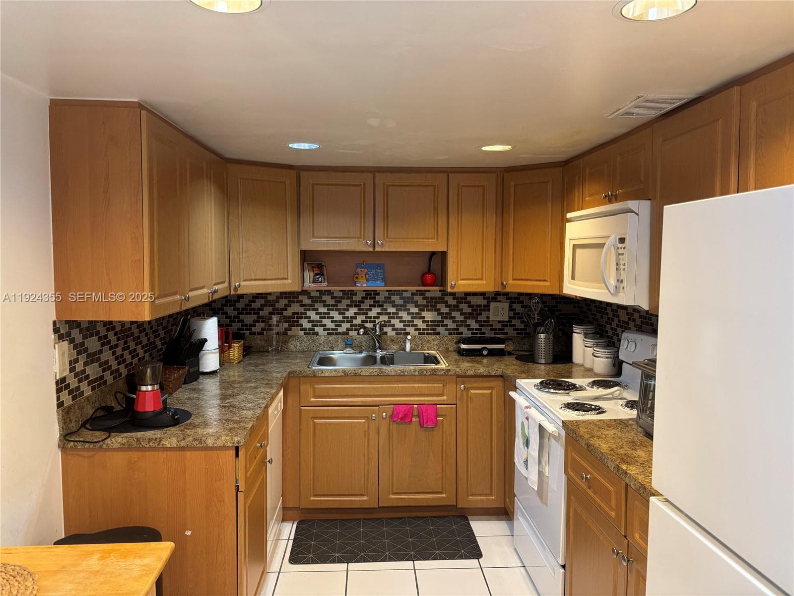 14250 SW 62nd St # 520, Miami FL 33183