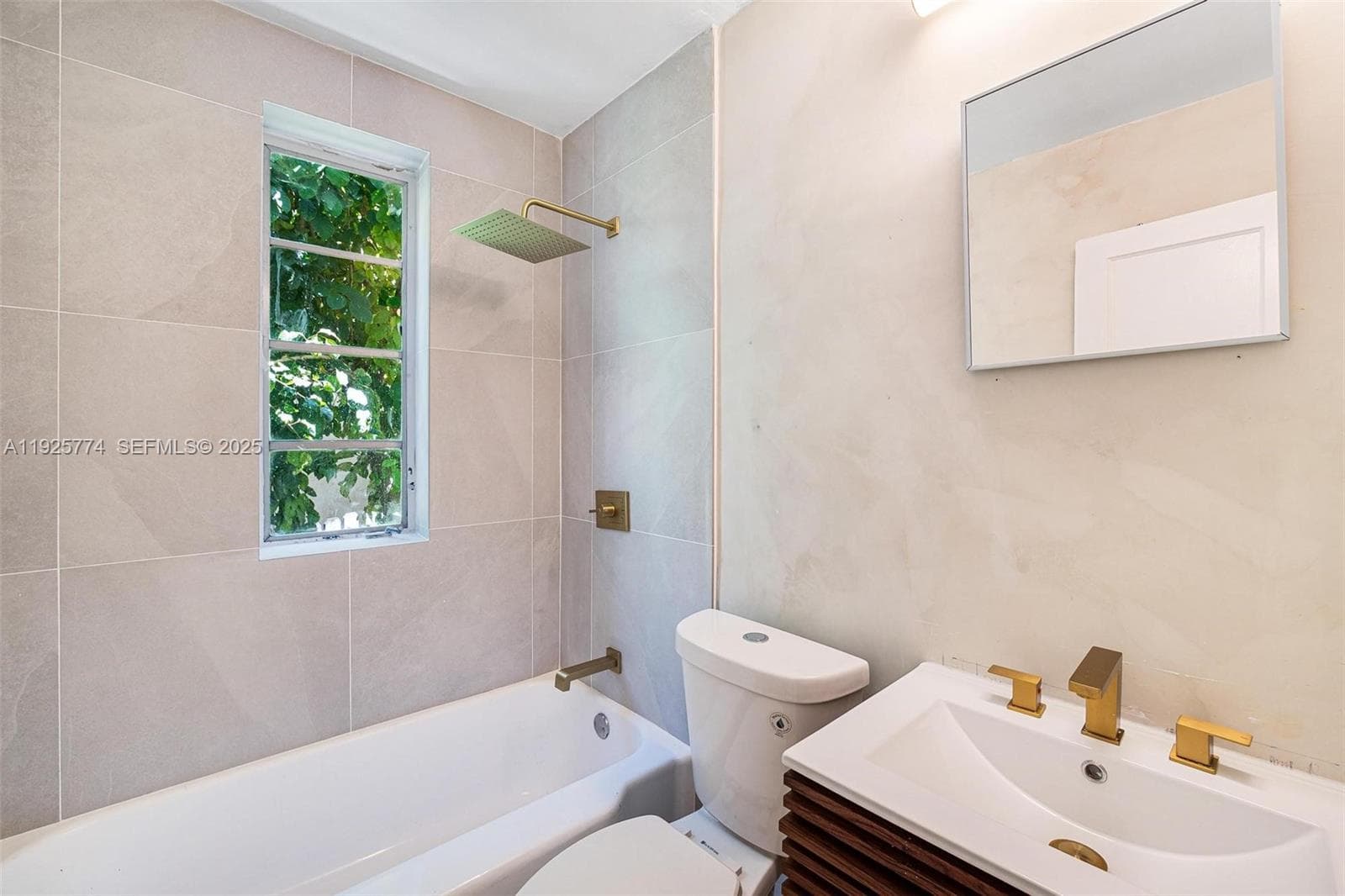 1611 Euclid Ave # 8, Miami Beach FL 33139