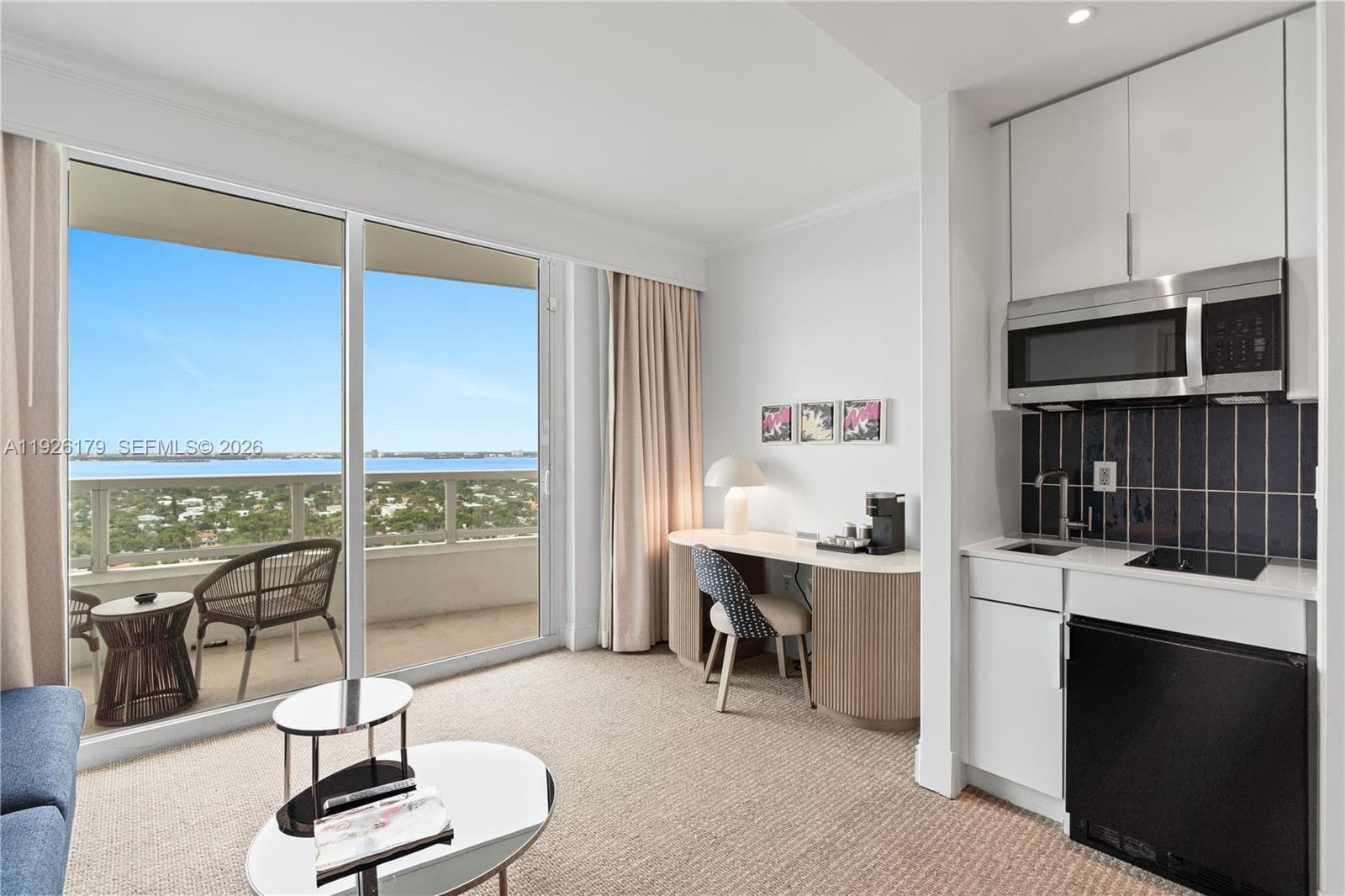 4401 Collins Ave # 2517, Miami Beach FL 33140