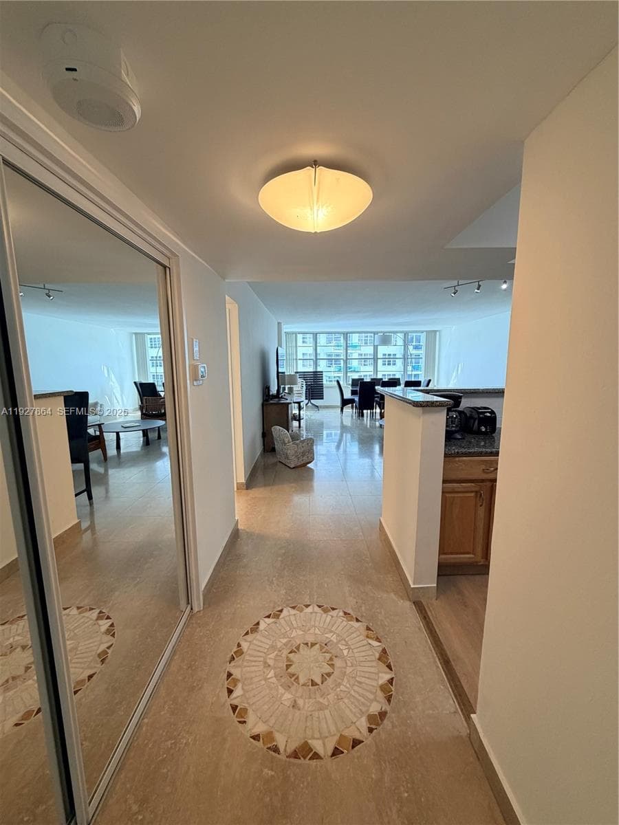 5151 Collins Ave, Miami Beach FL 33140