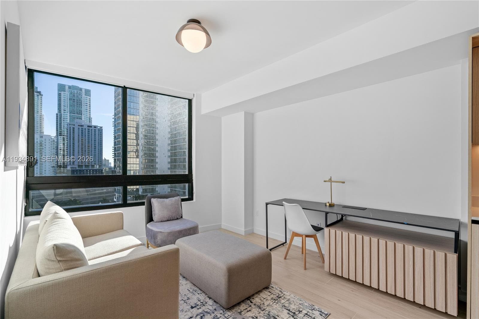 225 N Miami Ave # 1405, Miami FL 33132