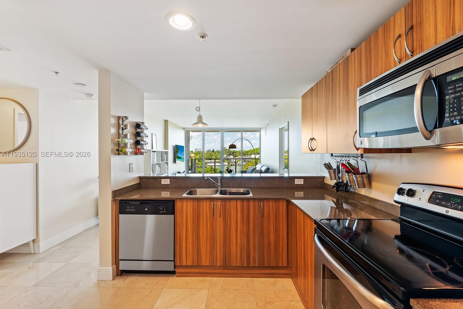 6305 Indian Creek Dr # 4D, Miami Beach FL 33141