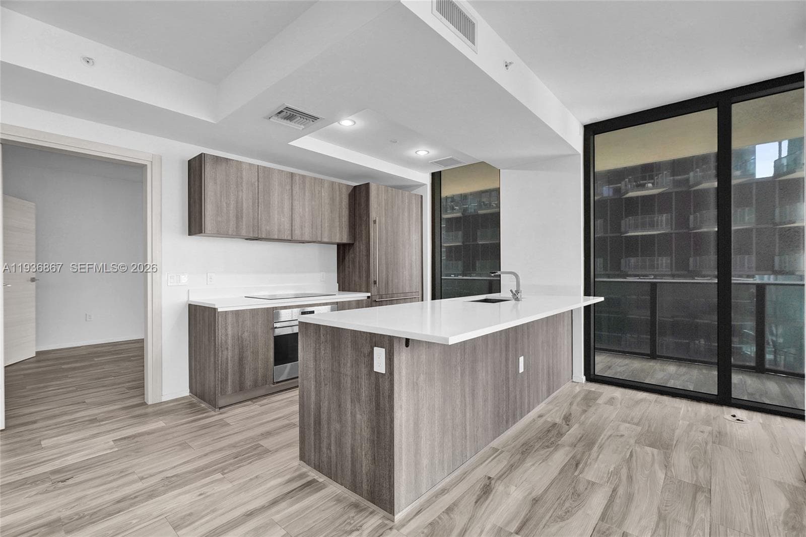 801 S Miami Ave # 2405, Miami FL 33130