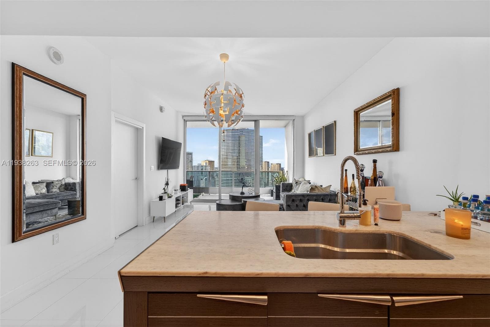 200 Biscayne Boulevard Way # 4414, Miami FL 33131