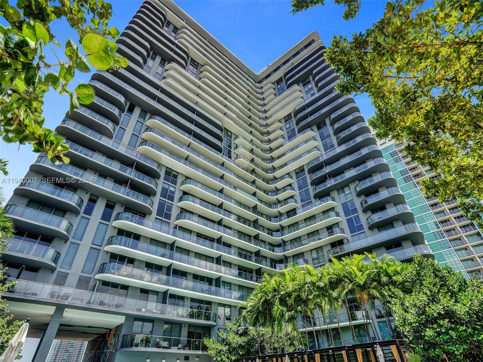 121 NE 34th St # 1904, Miami FL 33137