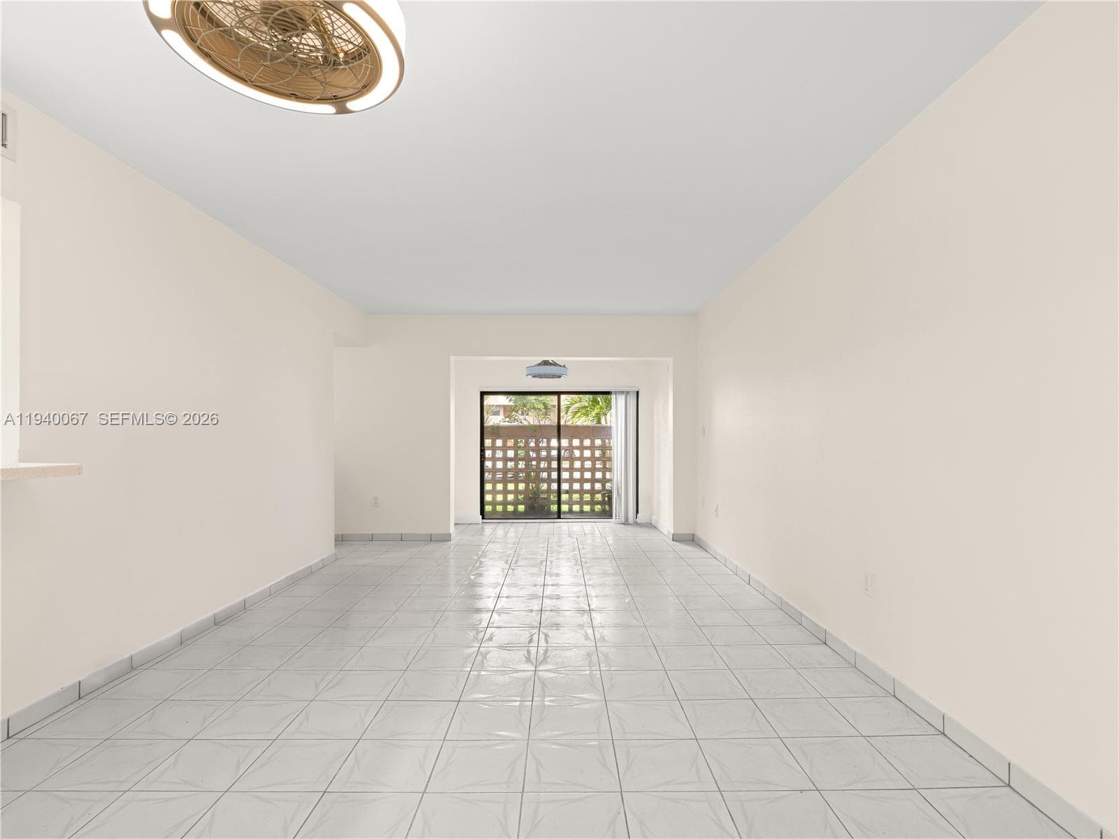 10249 NW 9th St Cir # 8, Miami FL 33172