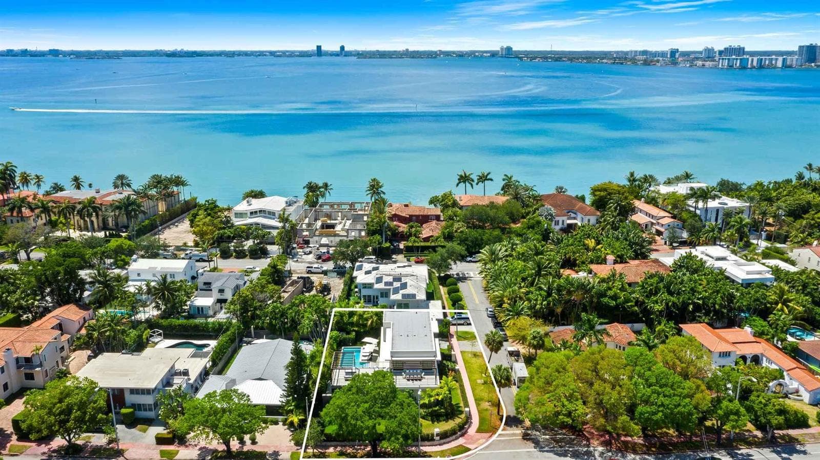 5288 Alton Road, Miami Beach FL 33140