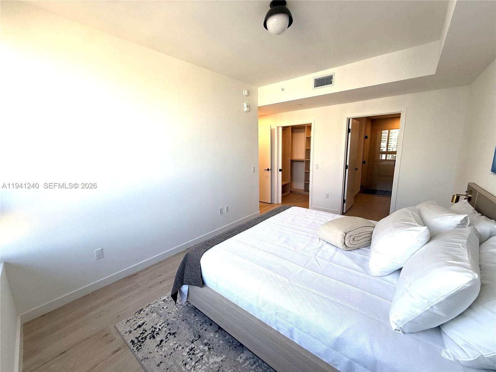 225 N MIAMI AVE # 3505, Miami FL 33132
