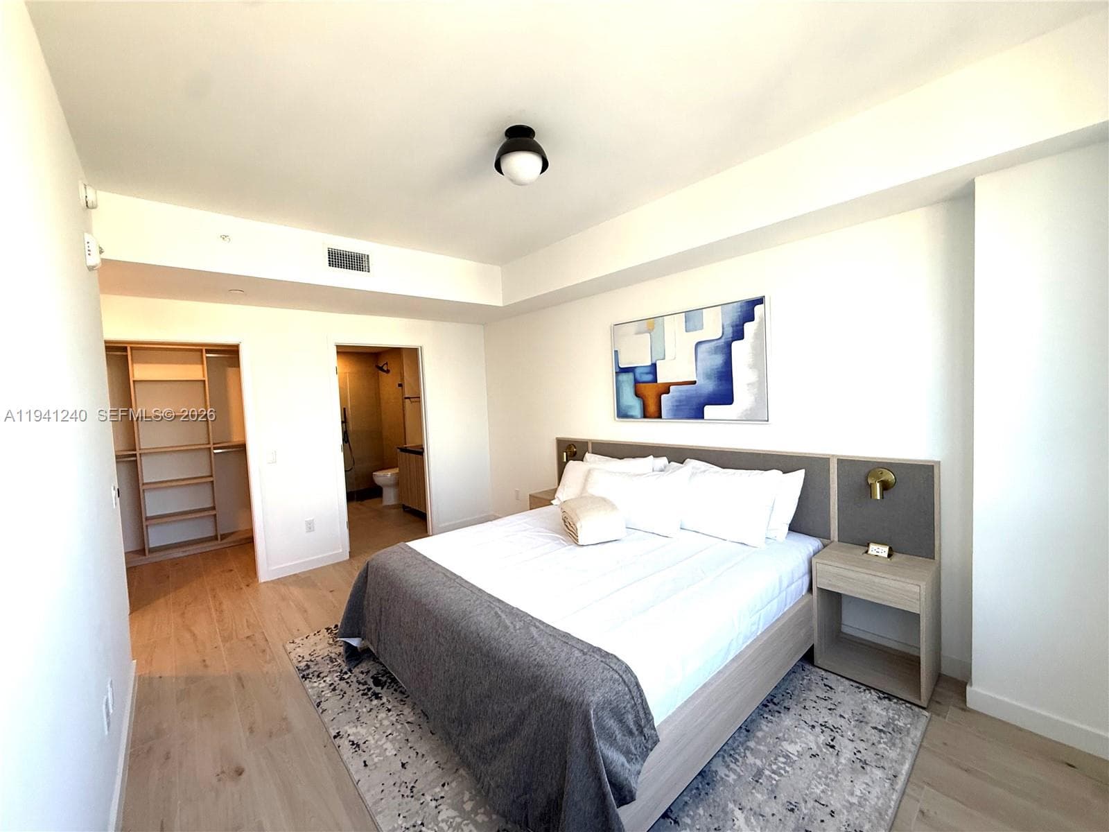 225 N MIAMI AVE # 3505, Miami FL 33132