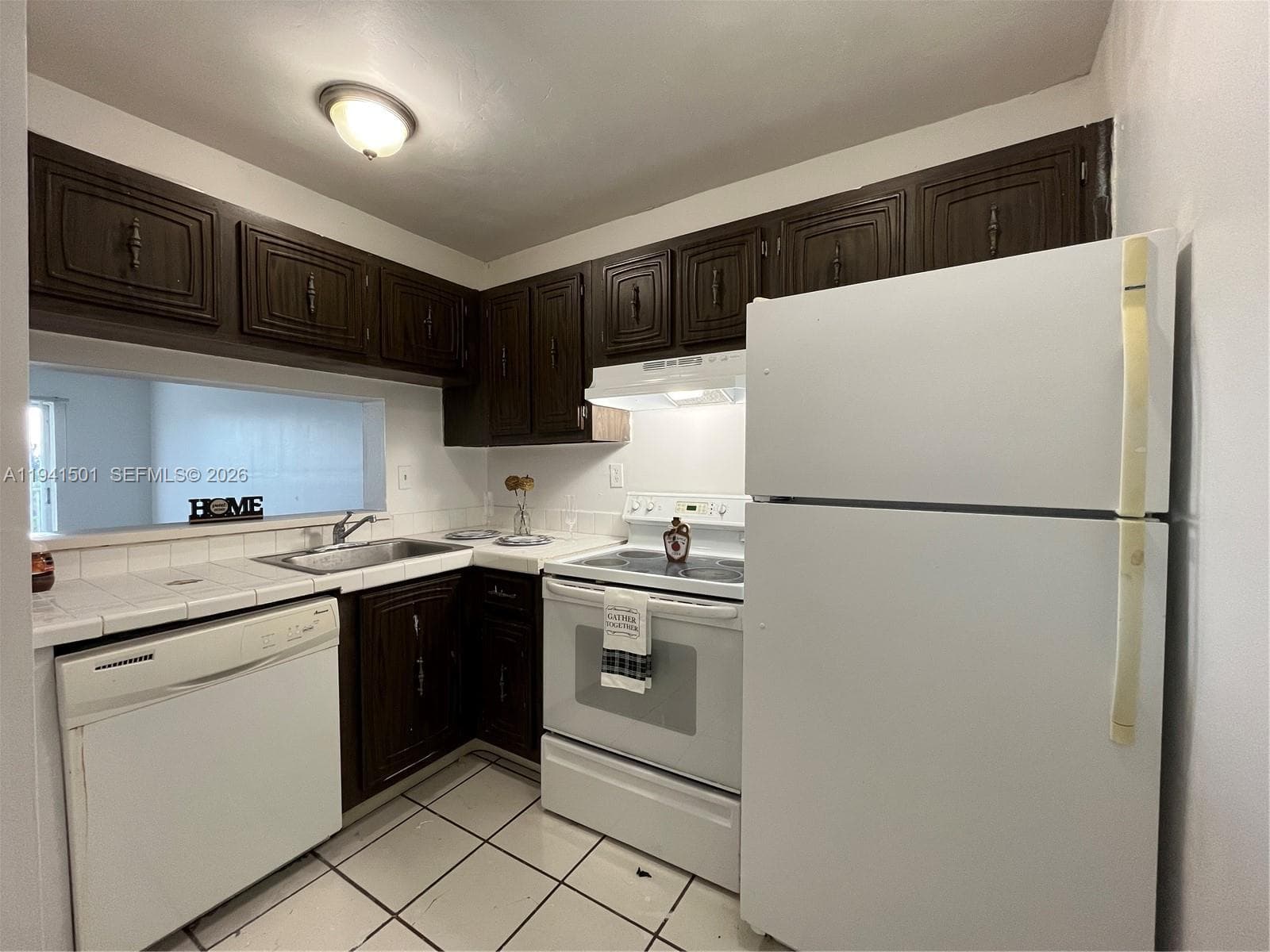 492 NW 165th St Rd # 611, Miami FL 33169