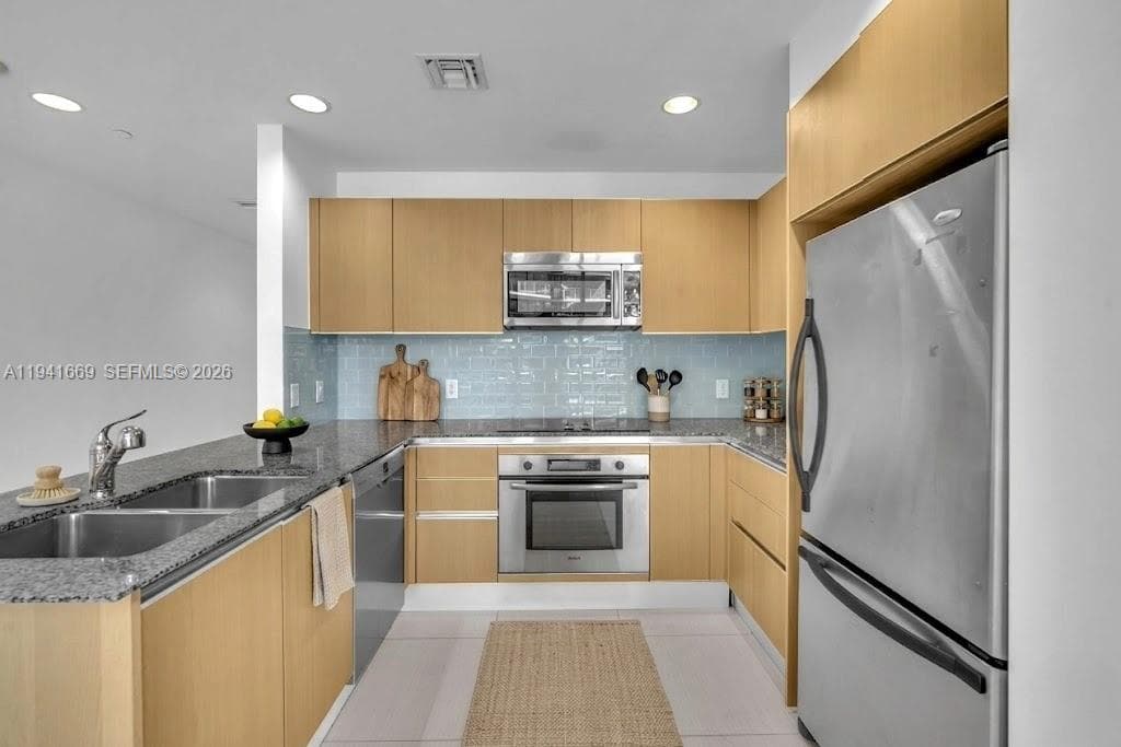 1050 Brickell Ave # 2418, Miami FL 33131